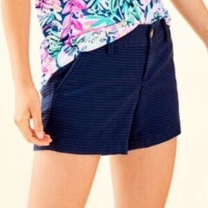 Lilly Pulitzer size 6 Navy Callahan Women's Shorts